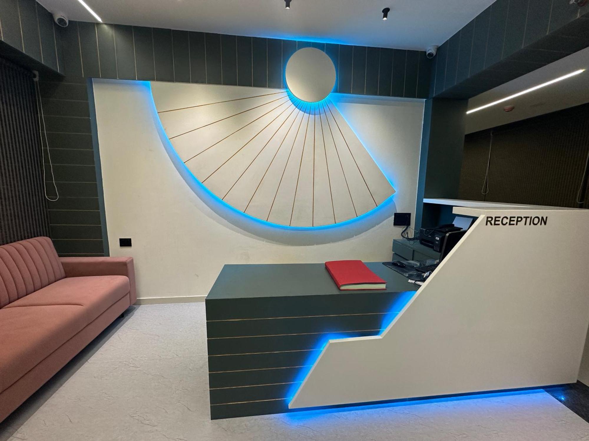 Hotel Victoria Prime 수라트 외부 사진